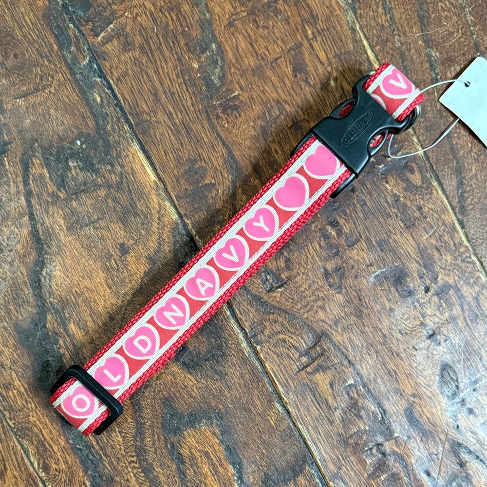 Old Navy Pink Heart Dog Collar Sz M NWT